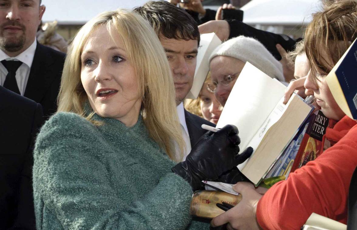 J.K. Rowling onthult nieuwe toververhalen