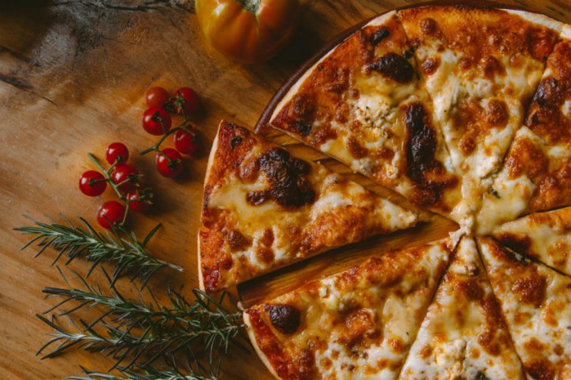 Man spendeert pensioen van overleden vrouw aan pizza