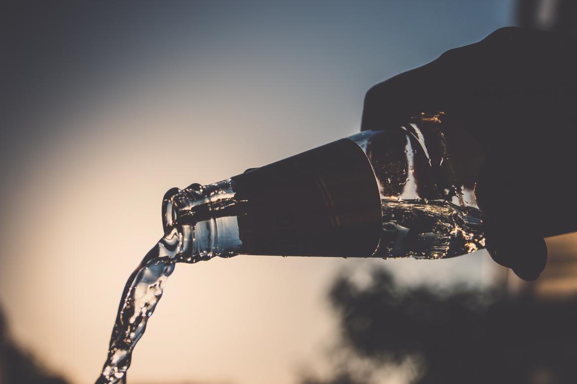 Deze app zegt je waar je gratis water krijgt en bespaart zo op plastic