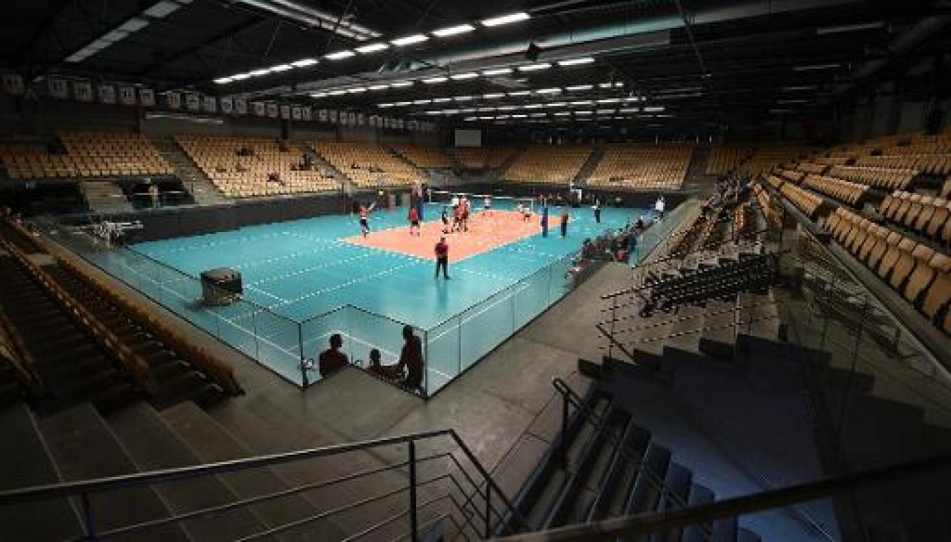 EuroMillions Volley League - Waremme verslaat Maaseik, dat leidersplaats moet afstaan aan Roeselare