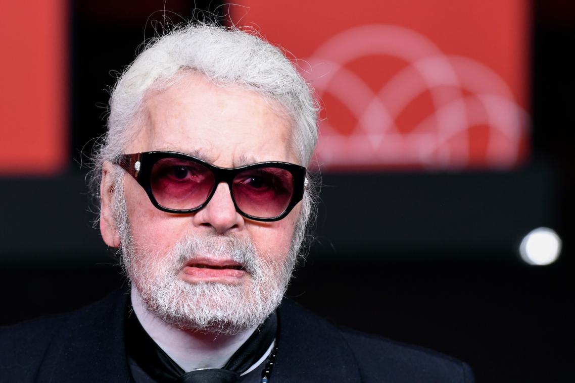 Legendarische modeontwerper Karl Lagerfeld overleden