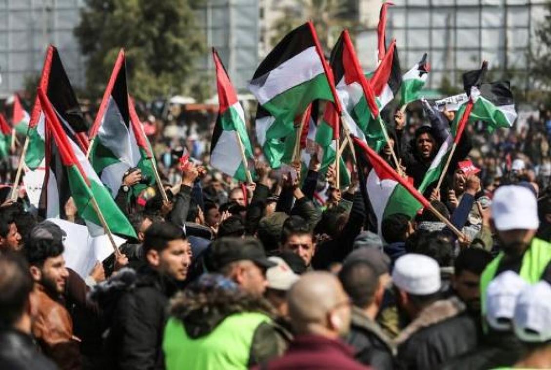 Inwoners Gaza eisen ontslag president Abbas