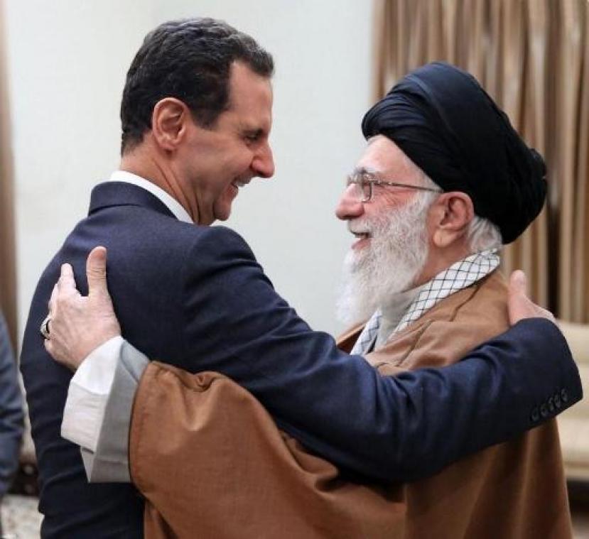 Assad brengt zeldzaam buitenlands bezoek aan Iran