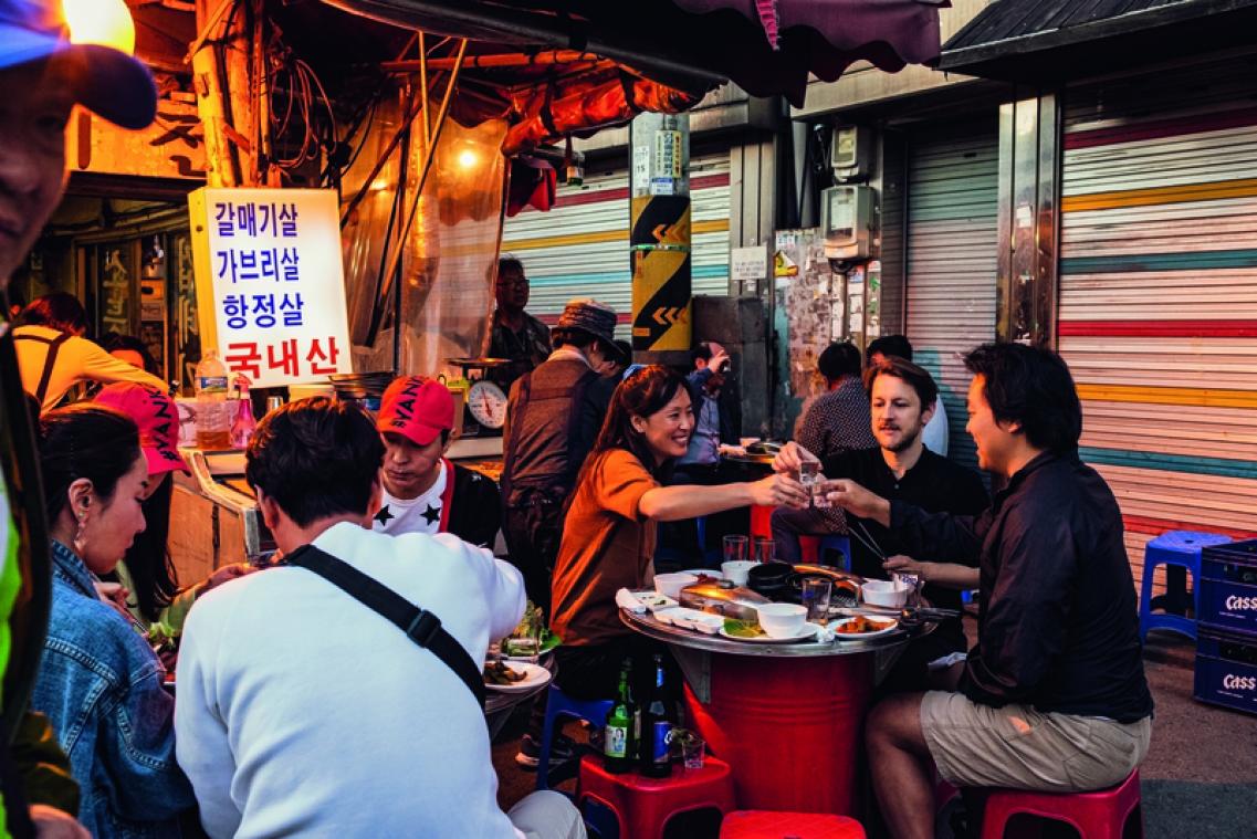 Ae Jin Huys leert Vlaanderen Koreaans koken: «Zelfs Michelle Obama kookt met kimchi»