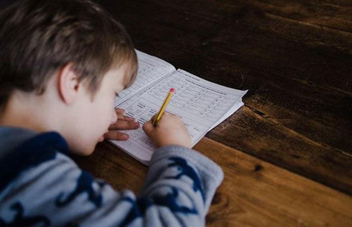 Ouders verbaasd over dubieuze vraag in huiswerk van hun kinderen