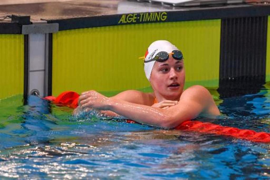 Flanders Swimming Cup - Valentine Dumont zwemt EK-minimum op 200m vrije slag