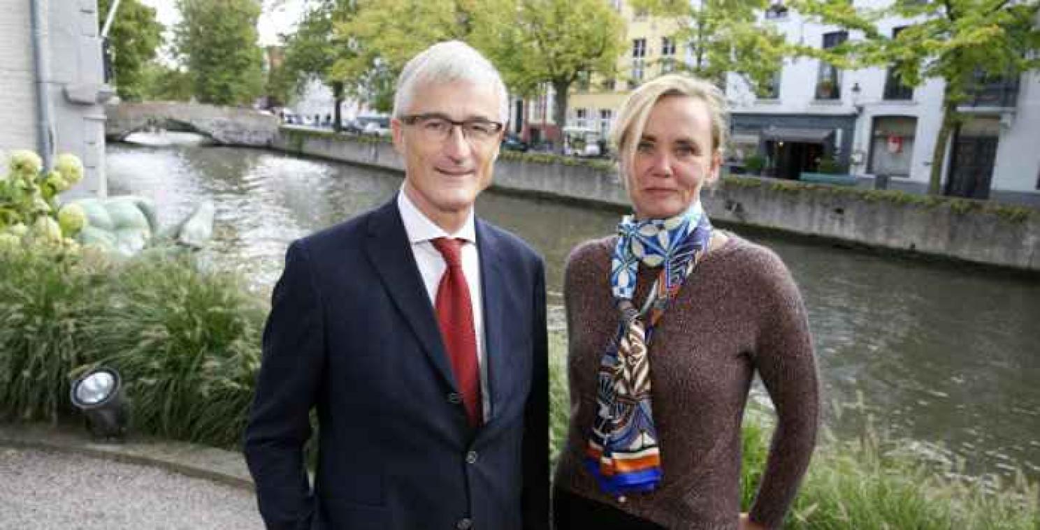 Liesbeth Homans en Geert Bourgeois zetelen in jury Mister Gay Belgium