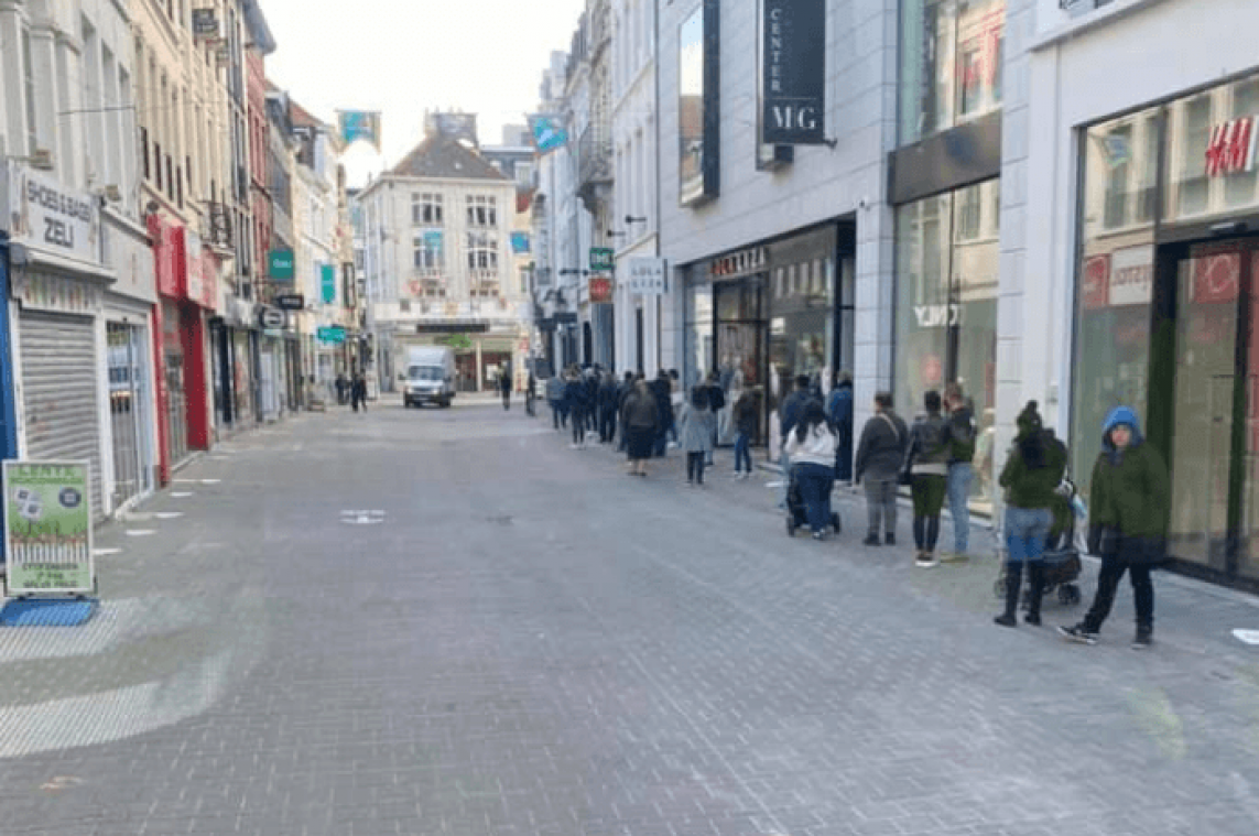 Winkels terug open: 50 wachtenden om 8u45 voor Gentse Primark
