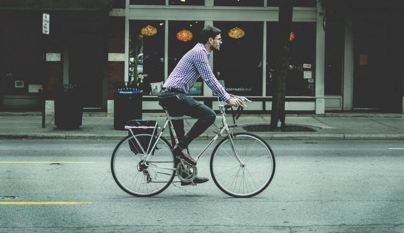 Onderzoek: Meer fietsongevallen als je alleen rijdt dan met andere weggebruikers