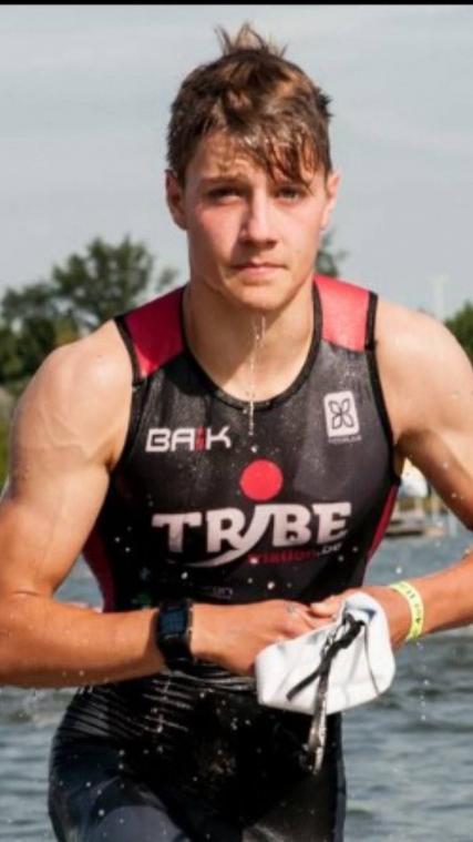 Zo beleven 18-jarigen de coronacrisis: "Ik zag het Belgisch kampioenschap triatlon aan mijn neus voorbijgaan"