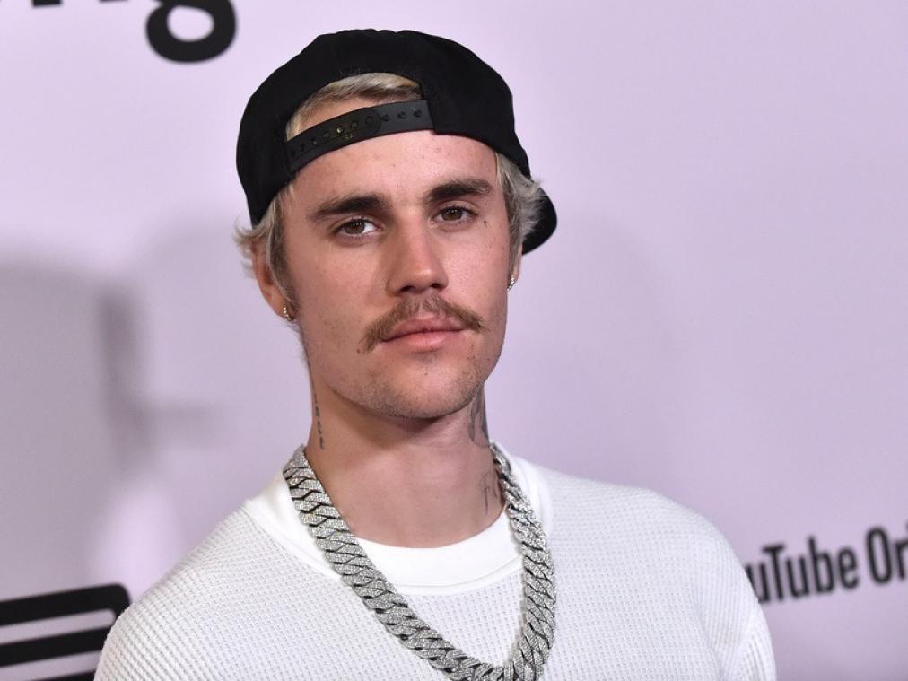 Justin Bieber reageert in reeks tweets op beschuldiging van aanranding: "Feitelijk onmogelijk"