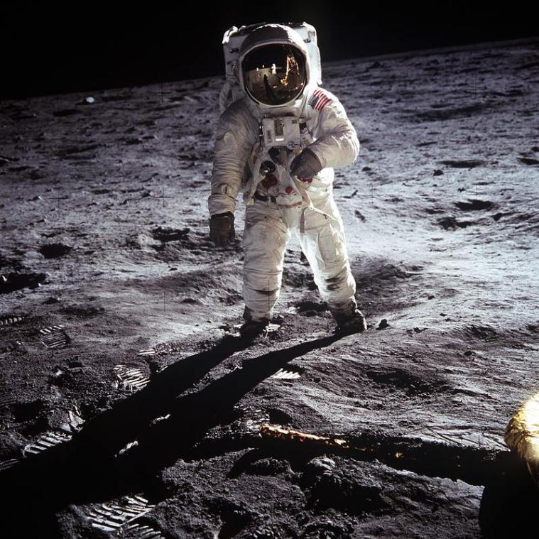 NASA is op zoek naar een maan-wc' en geeft een prijs van 35.000 dollar aan de beste ontwerpen