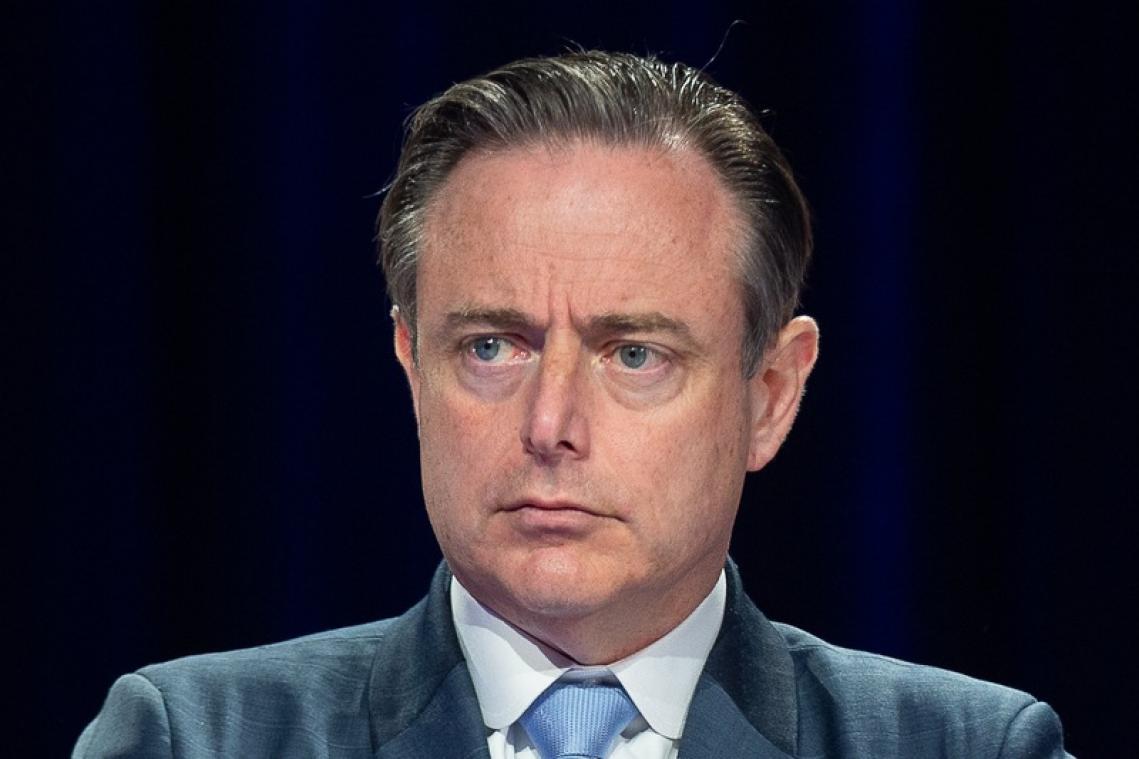 De Wever wil snel toolbox voor lokale maatregelen tegen corona