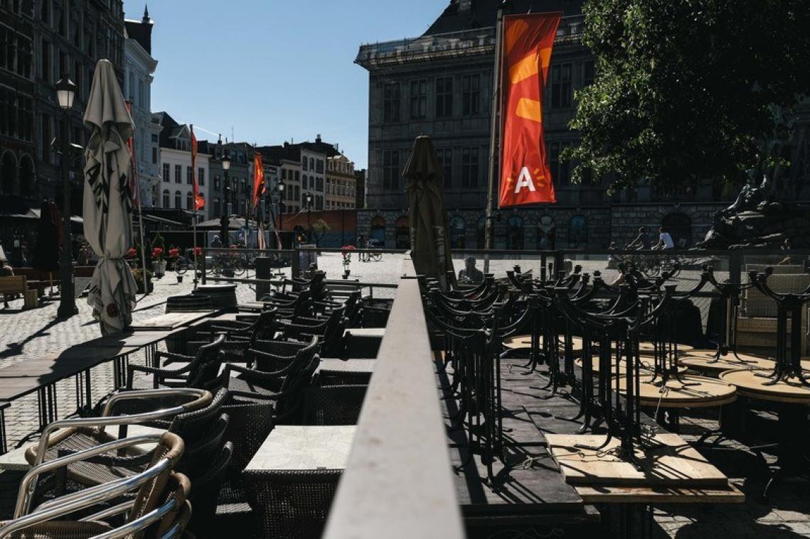 Vele Antwerpse horeca-uitbaters sluiten zelf de deuren in augustus