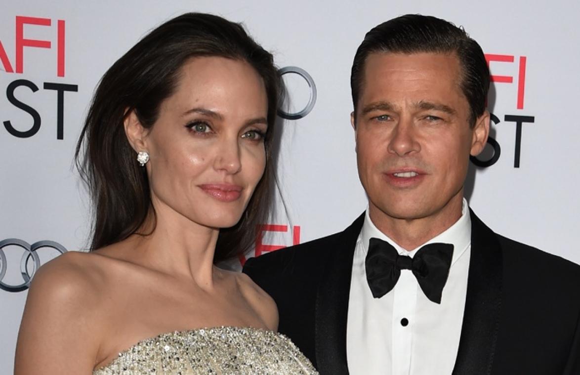 "Angelina Jolie verleidde Brad Pitt door stiekem haar slipje uit te doen"