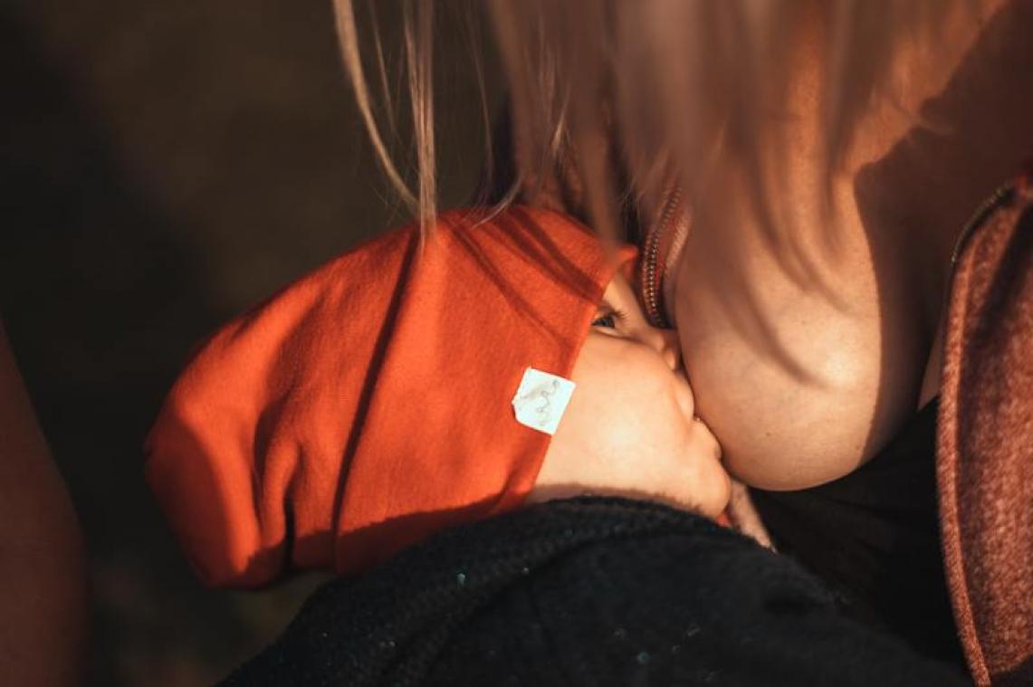 Vrouwen geven langer borstvoeding tijdens coronacrisis