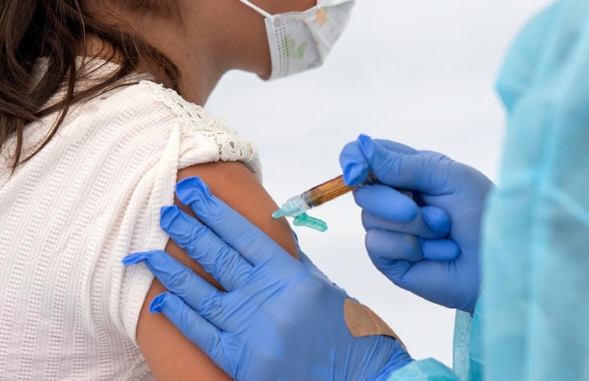 Bedrijf dat coronavaccin voor België maakt, draait niet op voor eventuele bijwerkingen