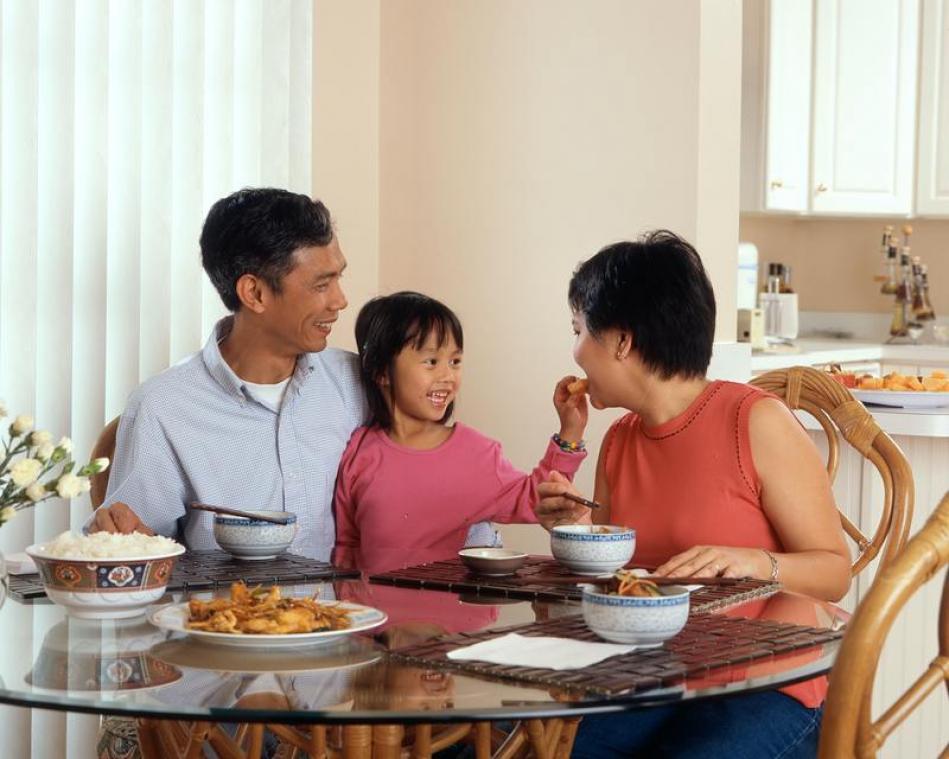 Zes op de tien Belgische ouders eten samen met gezin op vast tijdstip