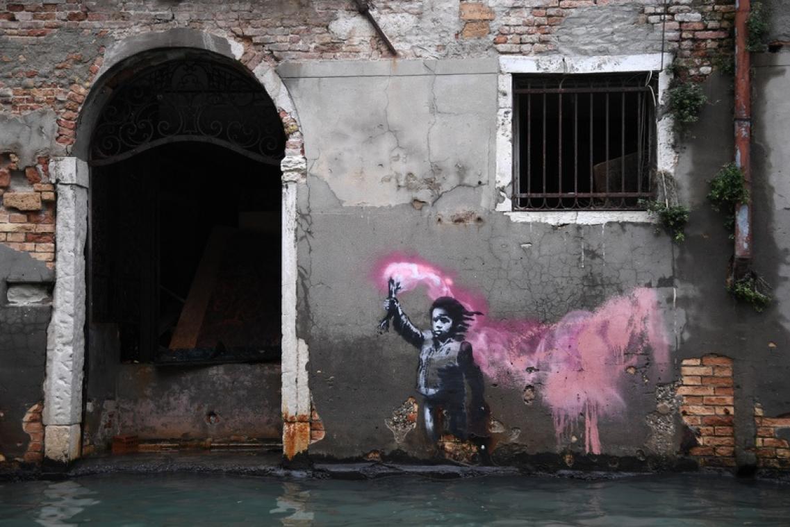 Banksy sponsort reddingsschip voor vluchtelingen op Middellandse Zee