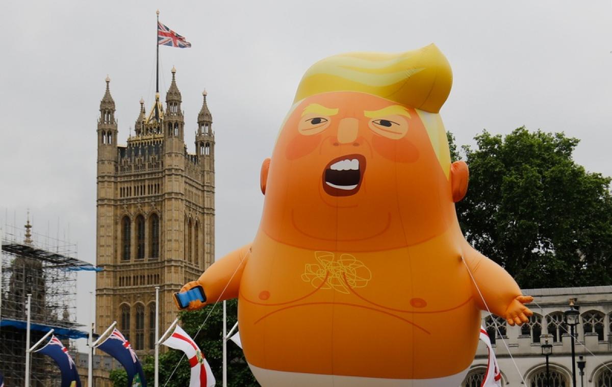 Reusachtige baby-Trumpballon krijgt plek in Museum of London