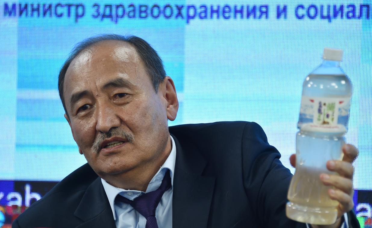 BIZAR. Kirgizië promoot DIT gevaarlijk natuurproduct als middel tegen corona