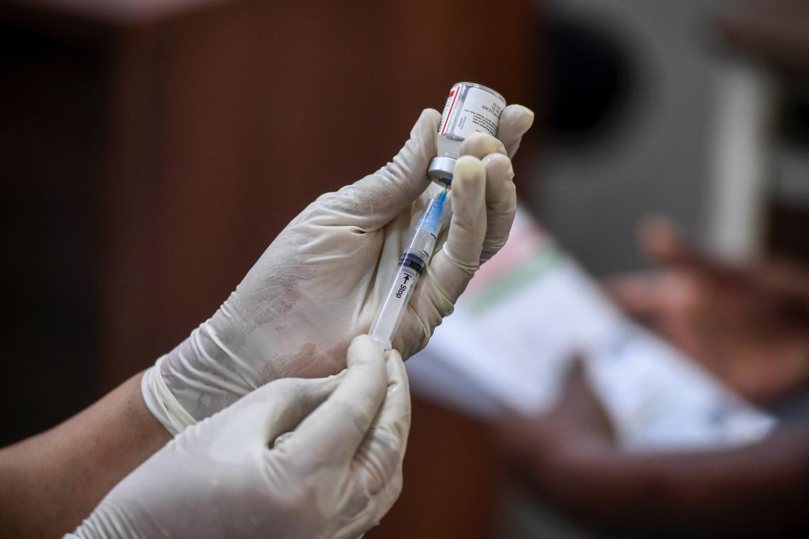Vlaamse vaccinatiecentra breken opnieuw records: 100.000 prikjes per dag