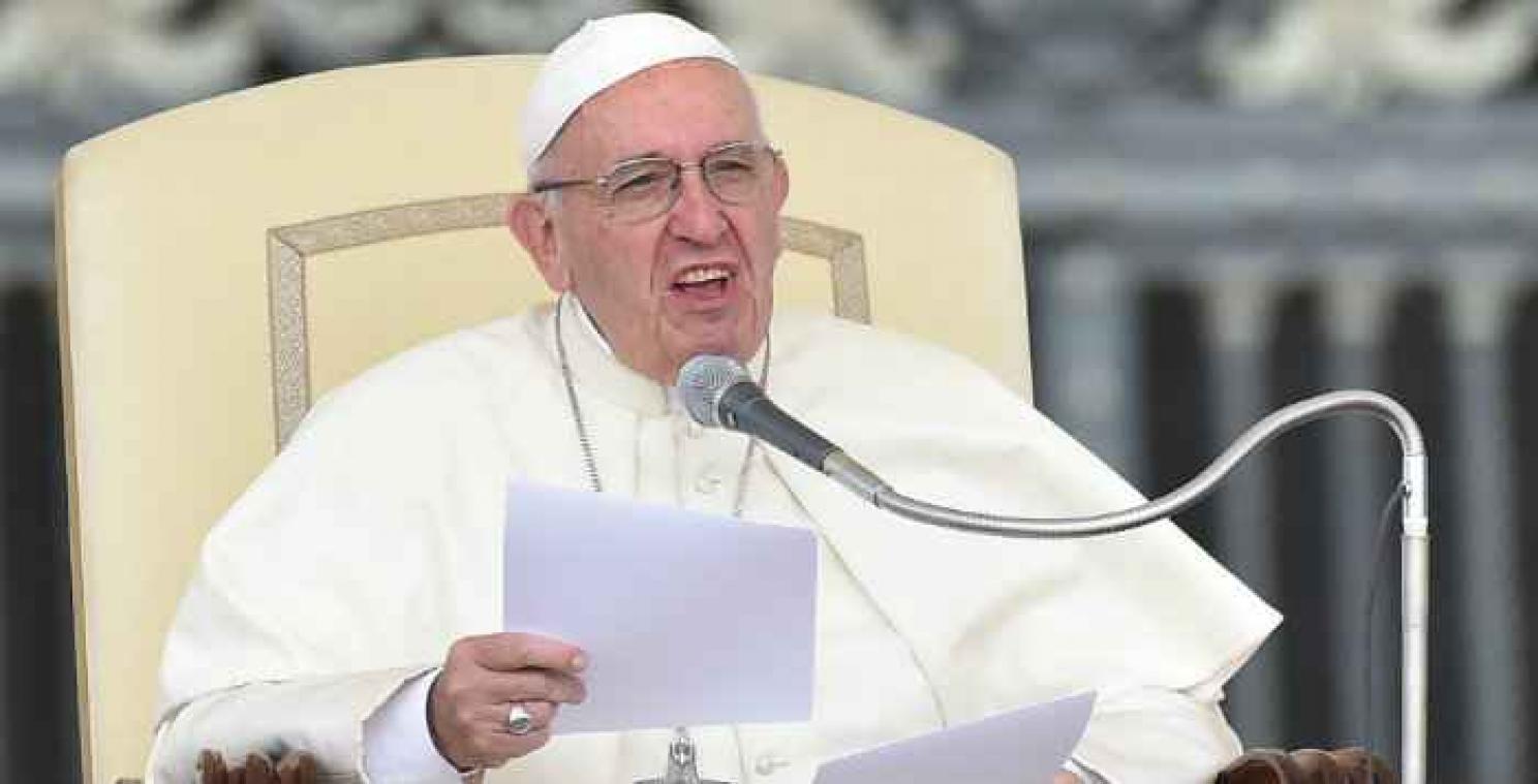 Paus weigert gulle schenking