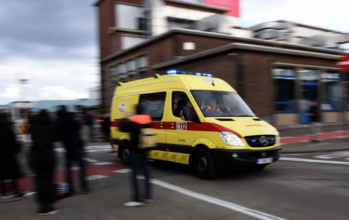Ambulanciers hebben seks in kazerne en gaan daarna op de vuist