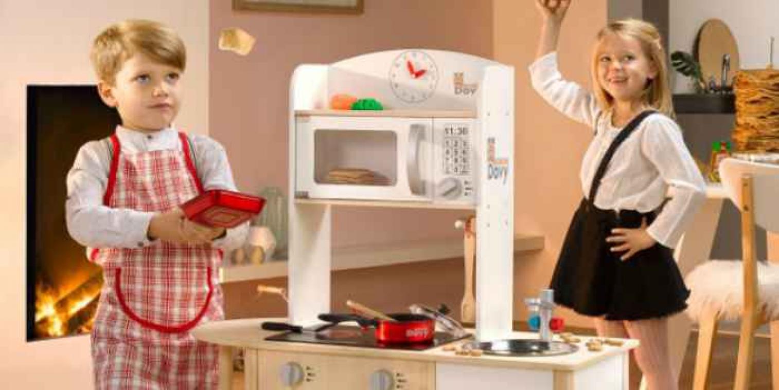 Donald Muylle verkoopt nu ook keukens voor kinderen