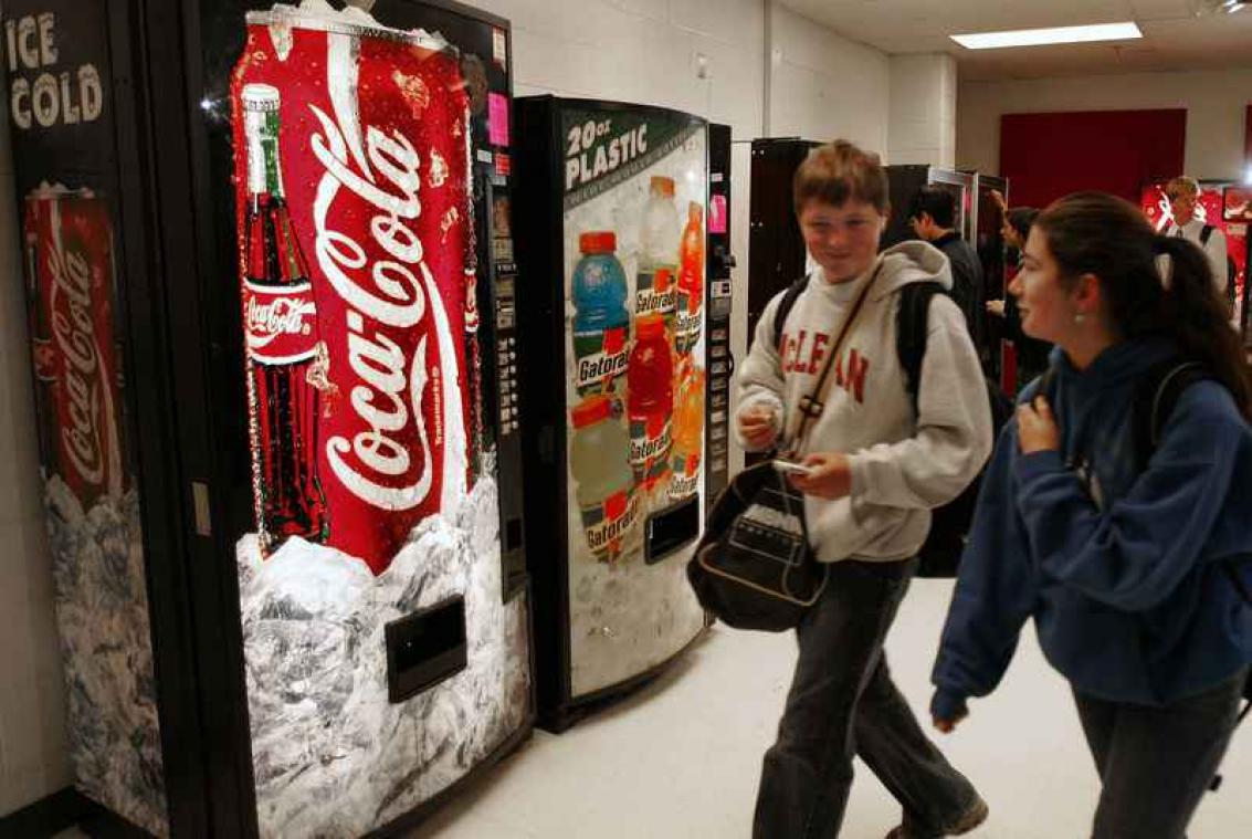 Vlaamse scholen verbieden frisdrank- en snoepautomaten