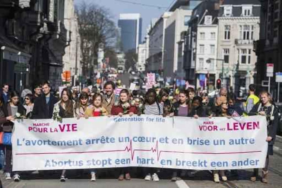 "Mars voor het Leven" in Brussel tegen abortus en euthanasie trekt 1.500 deelnemers