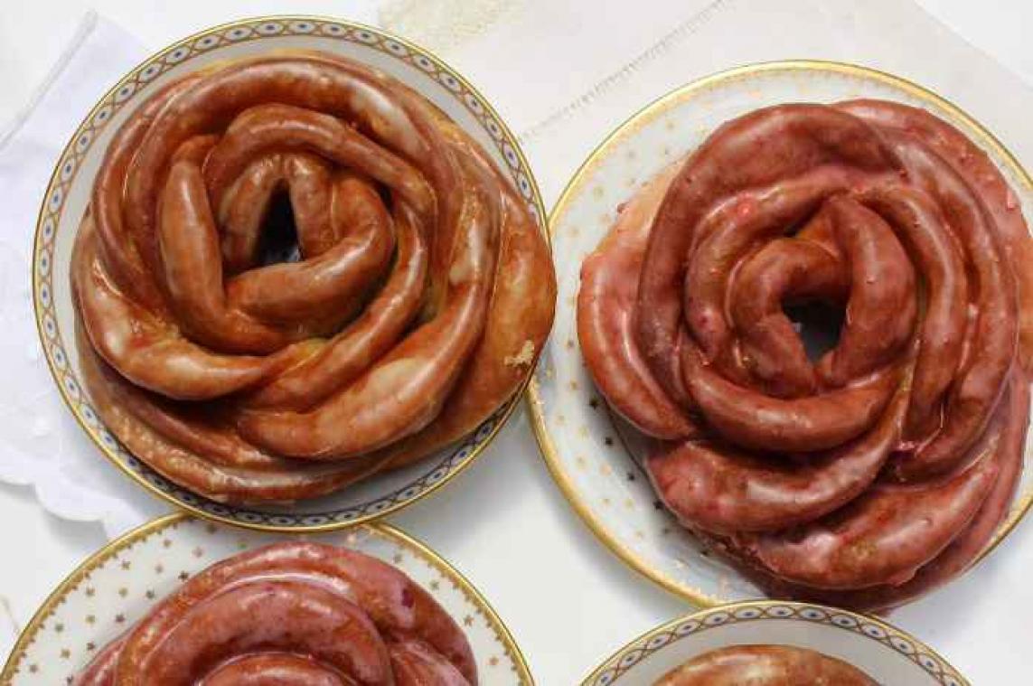 IN BEELD. Donuts in de vorm van rozen zijn nieuwe foodhype
