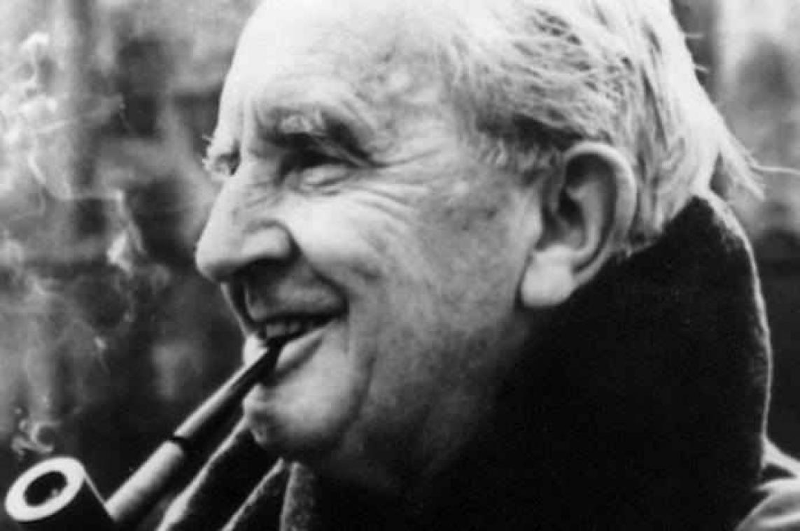 Nieuw boek van Tolkien wordt na honderd jaar eindelijk verkocht