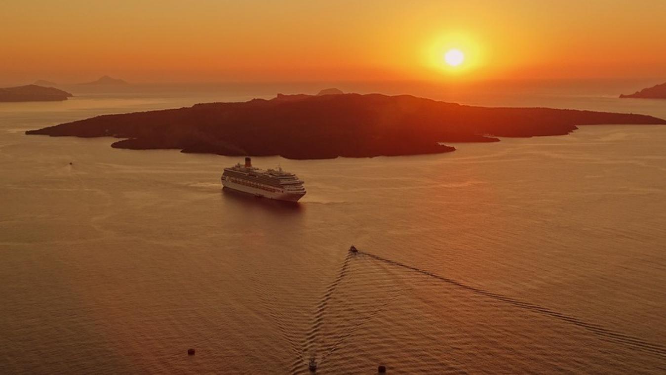 Cruiseship vaart tien dagen zonder licht uit schrik voor piraten