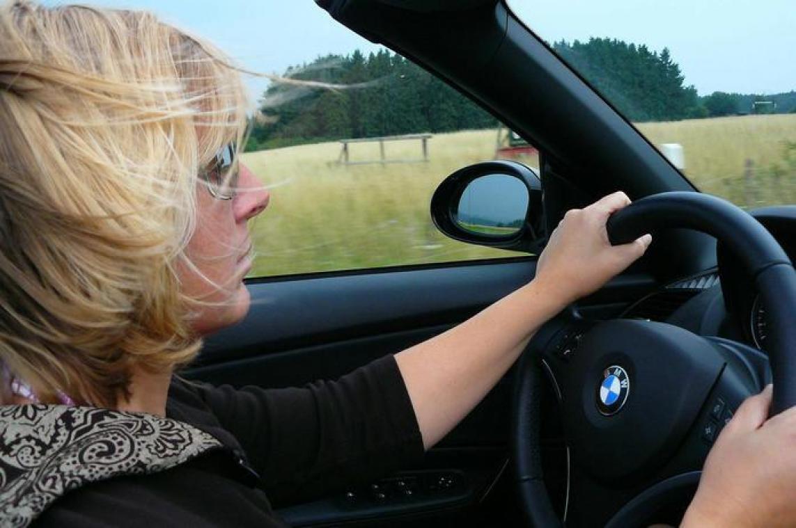 Eindelijk bewezen: vrouwen zijn betere chauffeurs