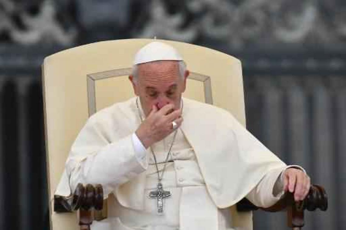 Paus valt soms in slaap tijdens gebed