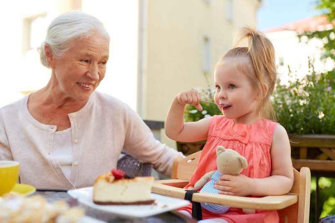 Zo schaden grootouders de gezondheid van hun kleinkinderen