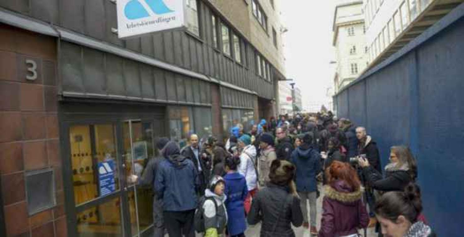 Chaos in Stockholm omdat bedrijf 61.000 werkzoekenden uitnodigt op sollicitatiegesprek