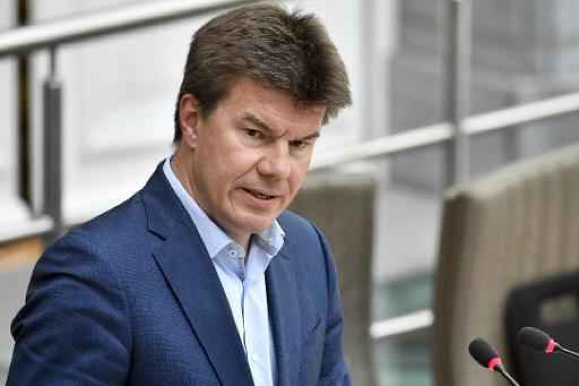 Vlaams minister Sven Gatz investeert 300.000 euro in kwaliteitsvolle journalistiek
