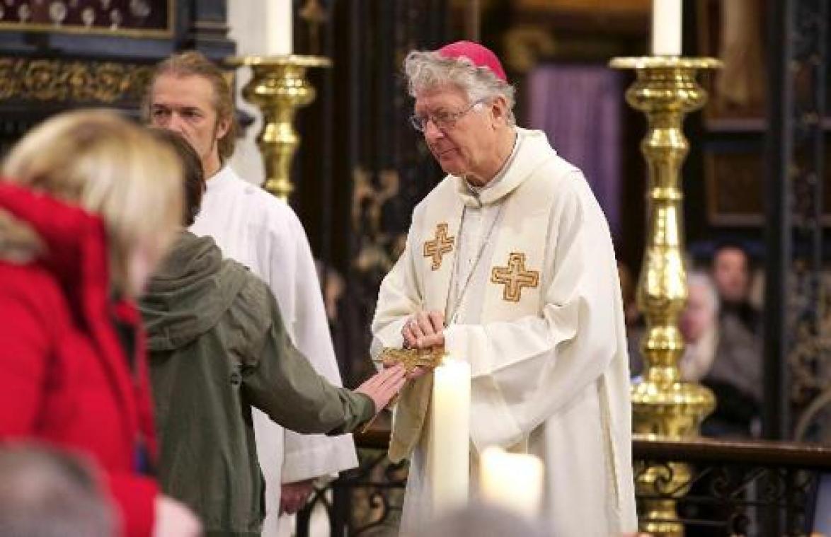 Bisdom Gent: "Bisschop Van Looy heeft correct gehandeld in zaak van priester Omer V."
