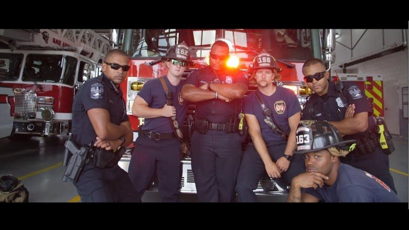 VIDEO. De politie uw vriend. Amerikaanse agenten dansen op muziek van Bruno Mars.