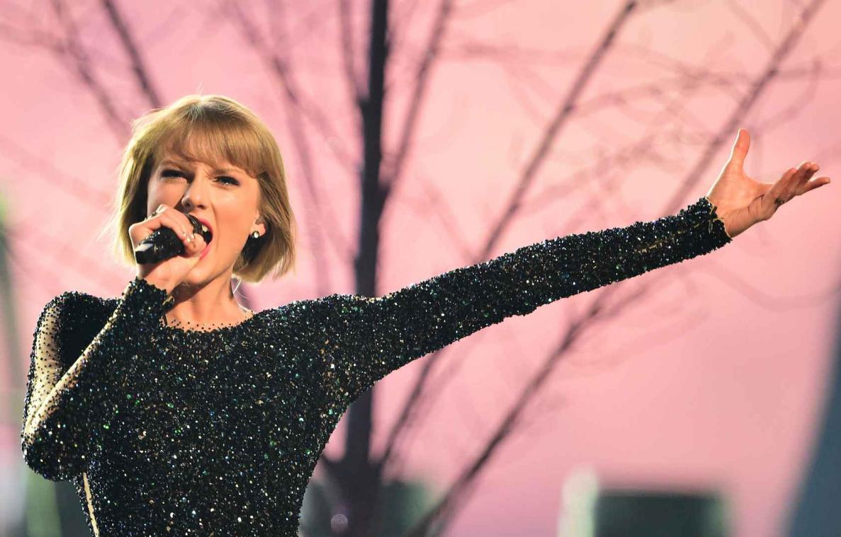 Taylor Swift triomfeert op de Grammy's
