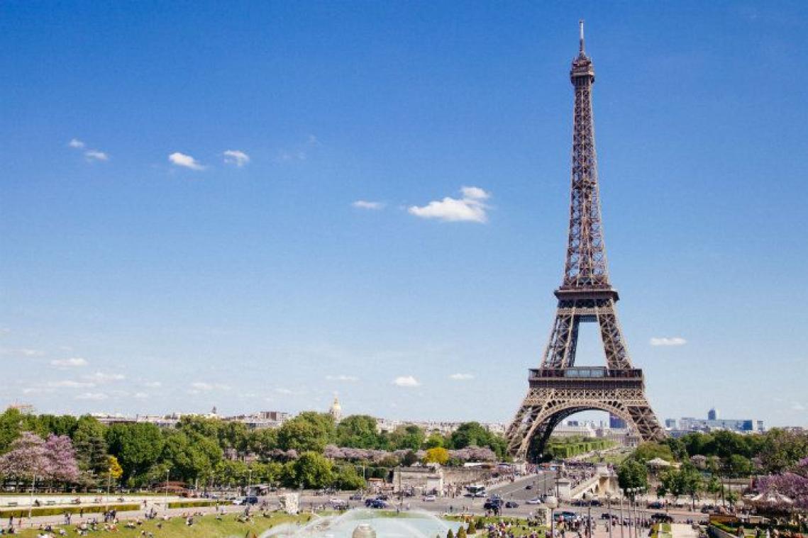 Een citytrip naar Parijs is even ongezond als twee sigaretten roken