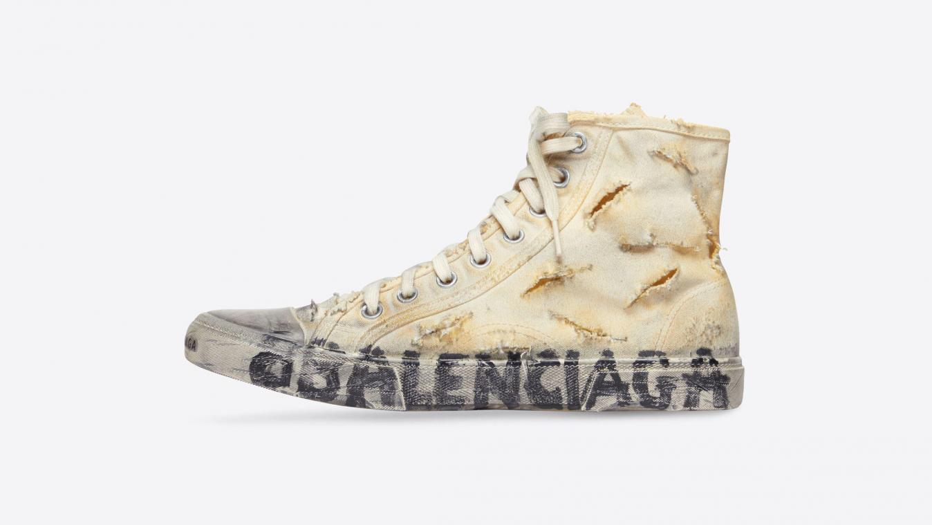 Balenciaga vraagt nu 1.450 euro voor… een paar versleten sneakers