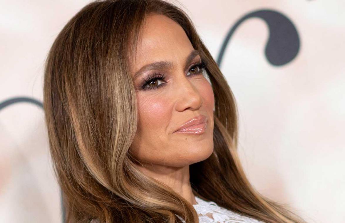 Jennifer Lopez lokt verbaasde reacties uit met bikinifoto: «Niet normaal op haar 52ste»