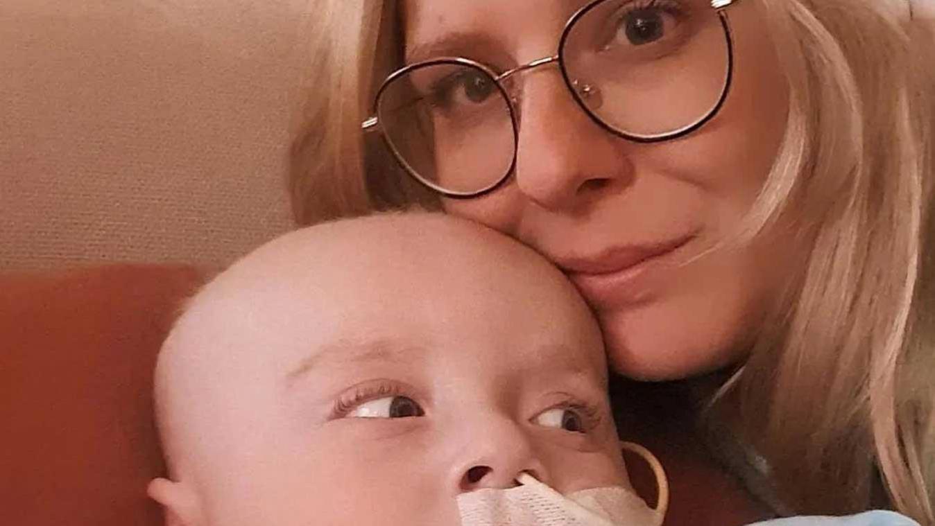 Baby William overleden aan zeldzame ziekte: «Woorden schieten tekort, we zijn gebroken»