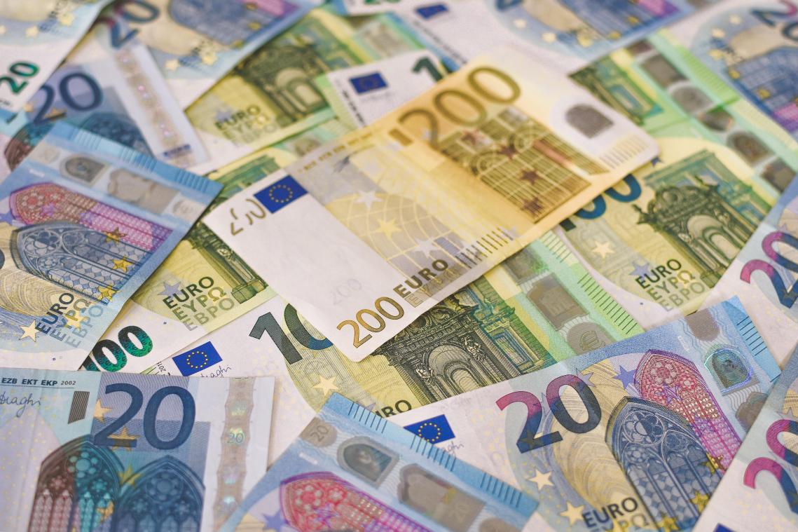 Ecolo wil 30.000 euro geven aan alle Belgen van 25 jaar door rijken extra te belasten