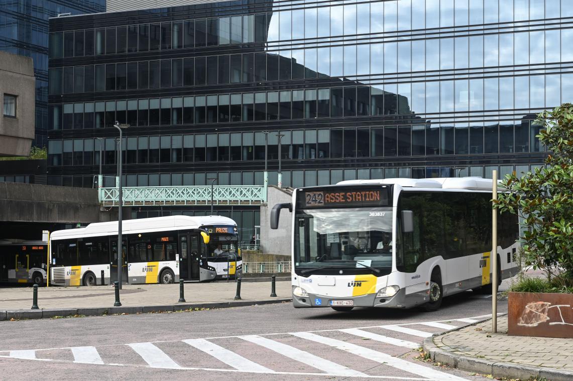 Hinder op nationale stakingsdag: zestig procent van de bussen rijdt, veertig procent trams