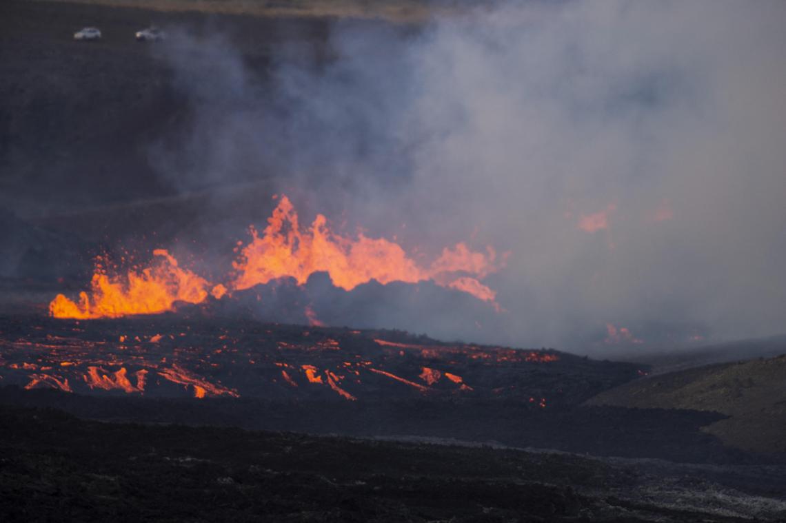 WOW. Indrukwekkende beelden tonen lavastromen na vulkaanuitbarsting in IJsland