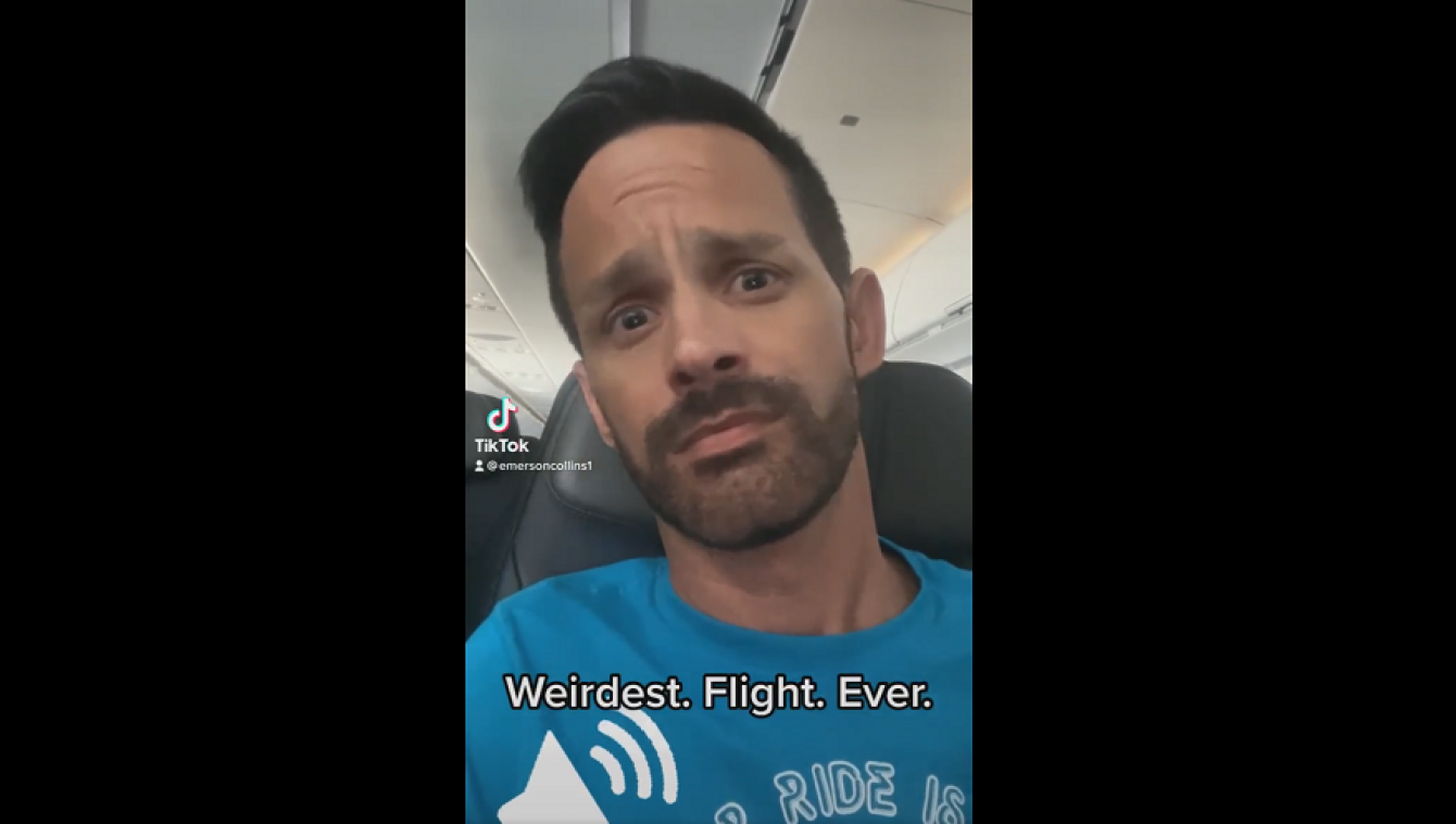 Vliegtuigpassagiers moeten urenlang ‘gekreun’ uit intercom aanhoren: «Iets tussen een orgasme en braken in» (video)